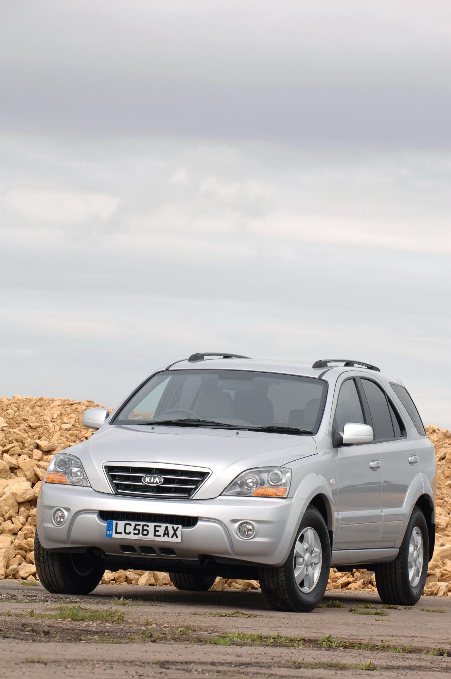  Kia Sorento 2006 года  (фото 12 из 57)